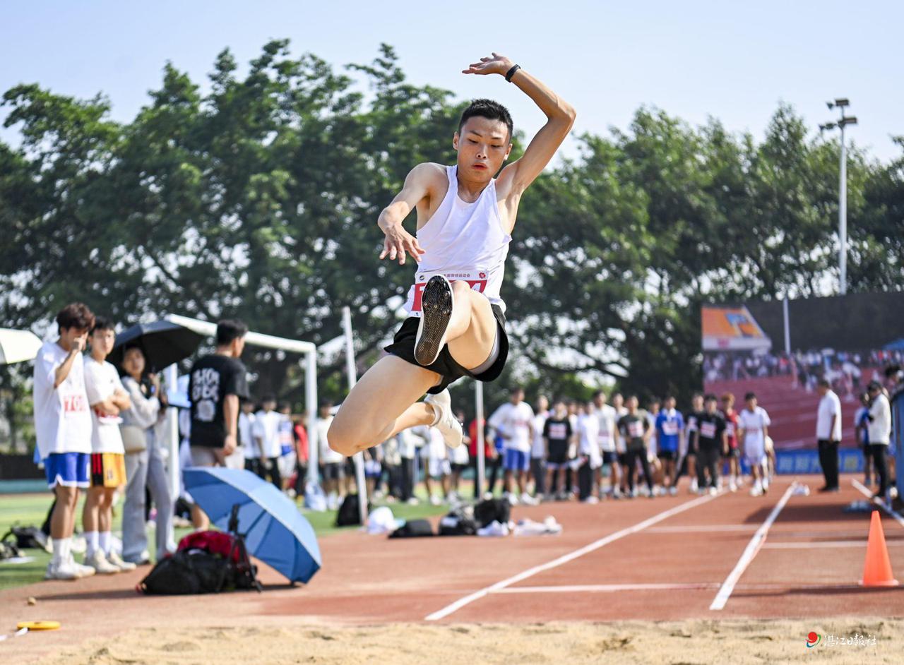 大学运动会_体育承载梦想海大成就未来_广东海洋大学第二十五届田径运动会